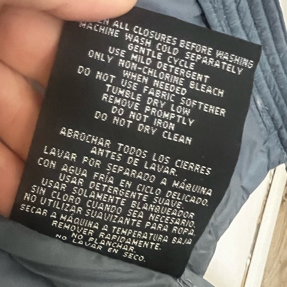 32 Degrees light blue Puffer Vest - Picture 5 of 7